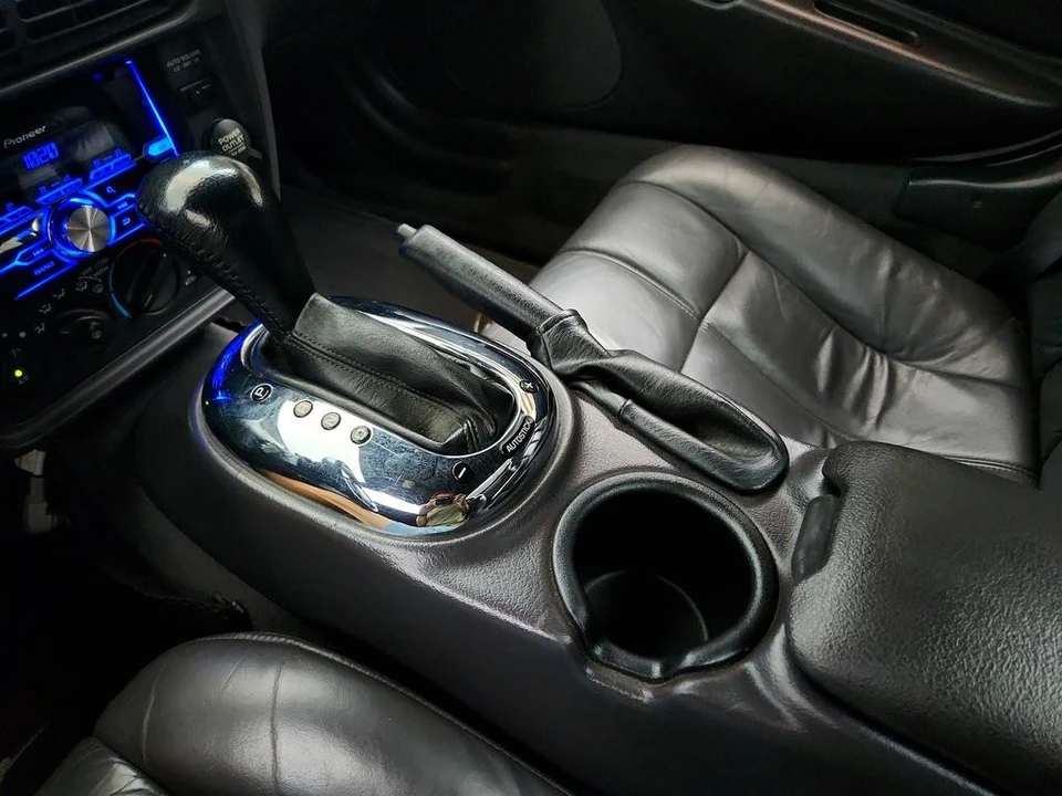 2001 Chrysler Prowler - Image 17 of 31