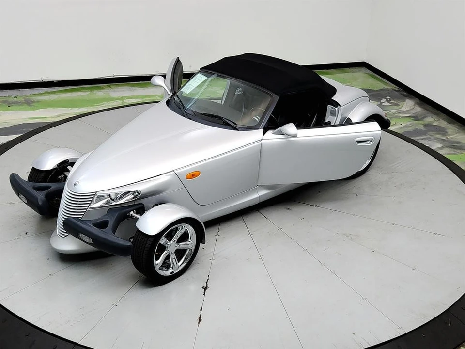 2001 Chrysler Prowler - Image 29 of 31