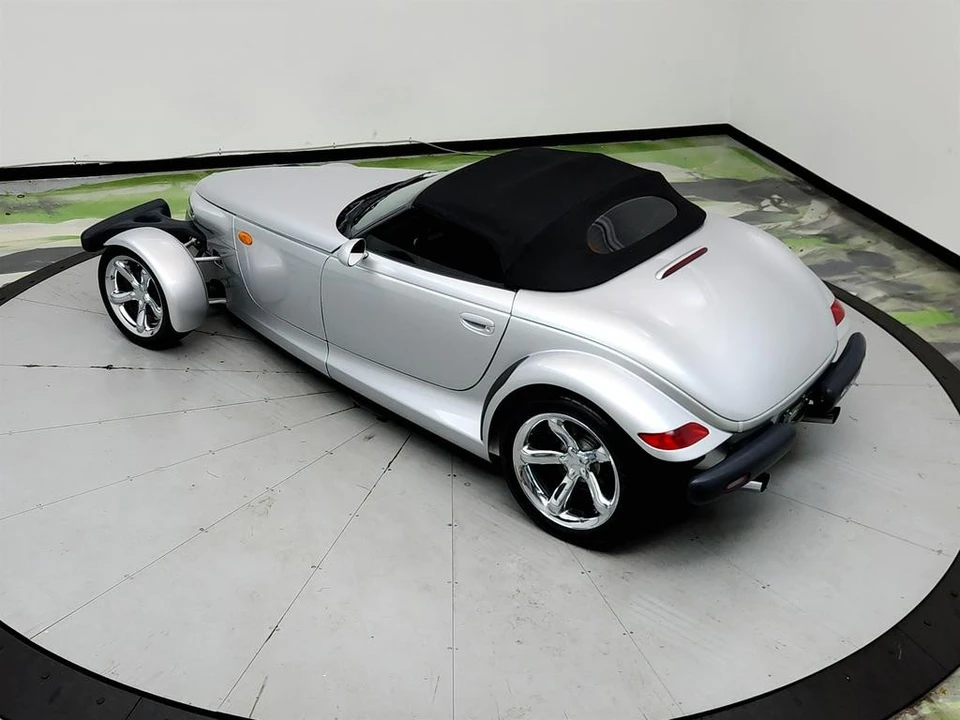 2001 Chrysler Prowler - Image 28 of 31