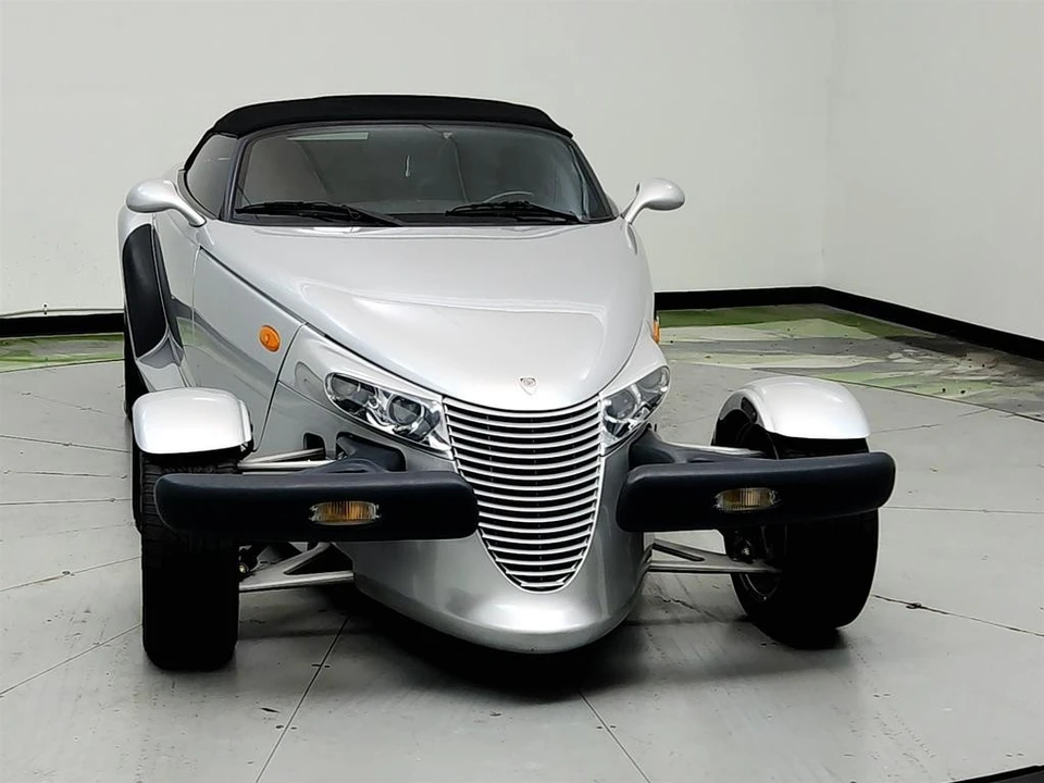 2001 Chrysler Prowler - Image 2 of 31