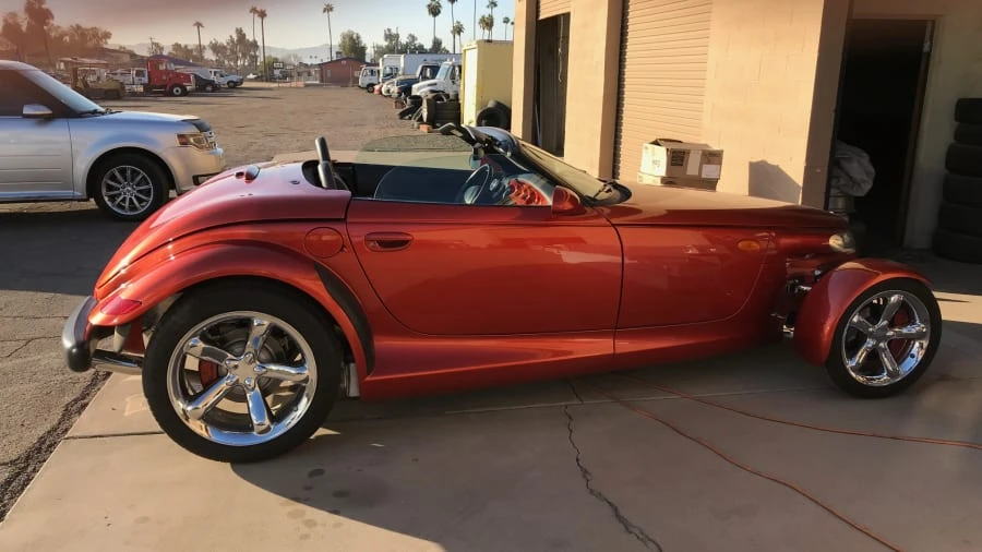 2001 Chrysler Prowler - Image 2 of 14