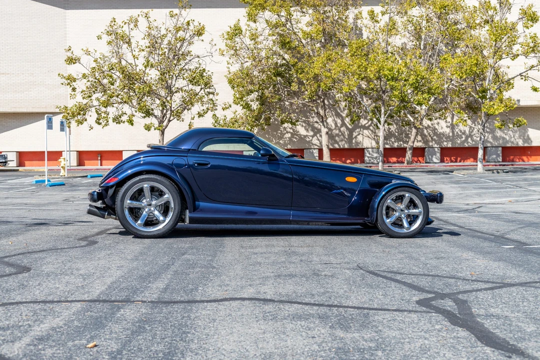 2001 Plymouth Prowler - Image 10 of 31