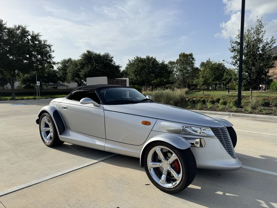 2001 Chrysler Prowler - Image 2 of 7