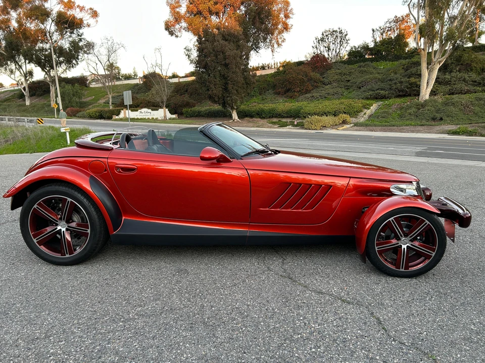 2001 Chrysler Prowler - Image 12 of 31