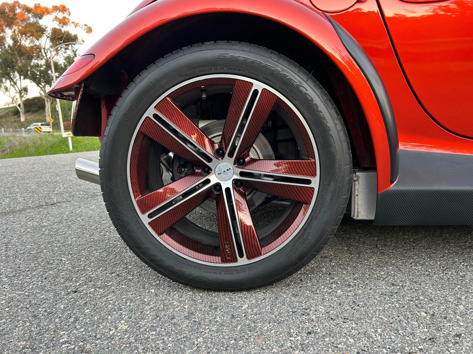 2001 Chrysler Prowler - Image 29 of 31