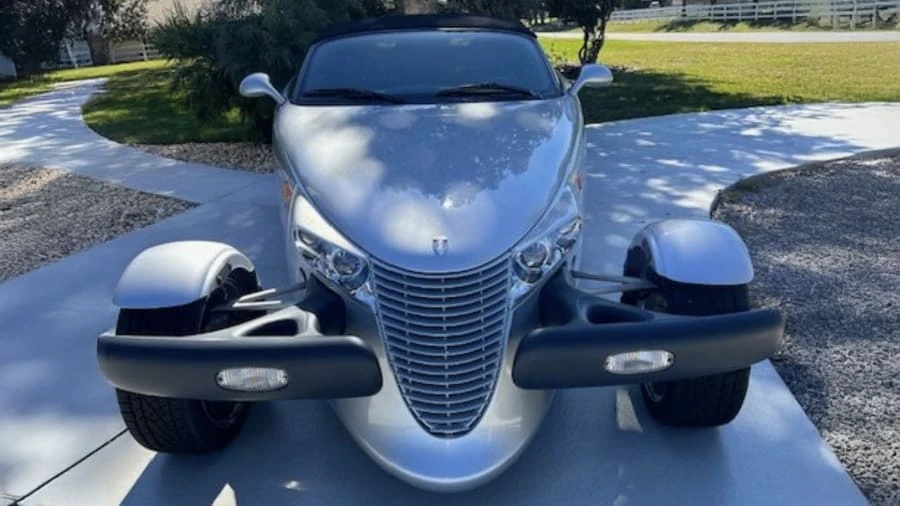 2001 Chrysler Prowler - Image 3 of 26