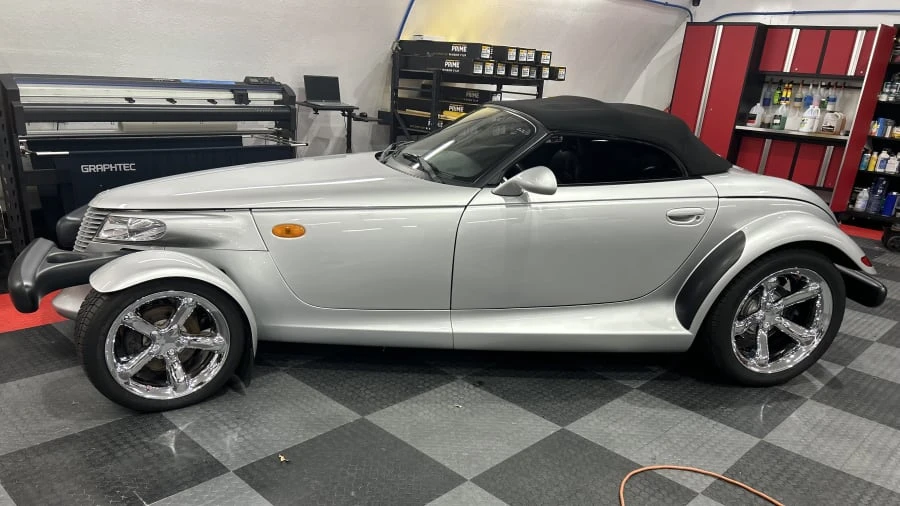 2001 Chrysler Prowler - Image 11 of 26