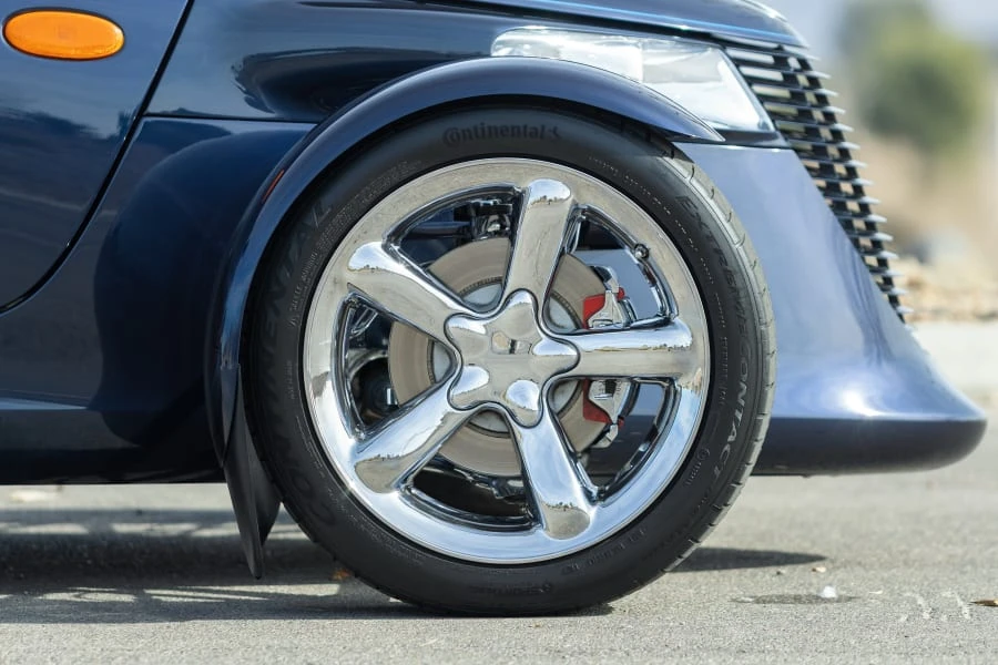 2001 Chrysler Prowler - Image 25 of 31