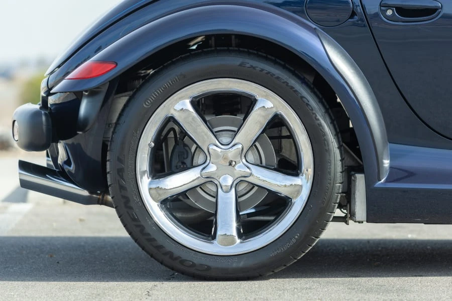 2001 Chrysler Prowler - Image 22 of 31