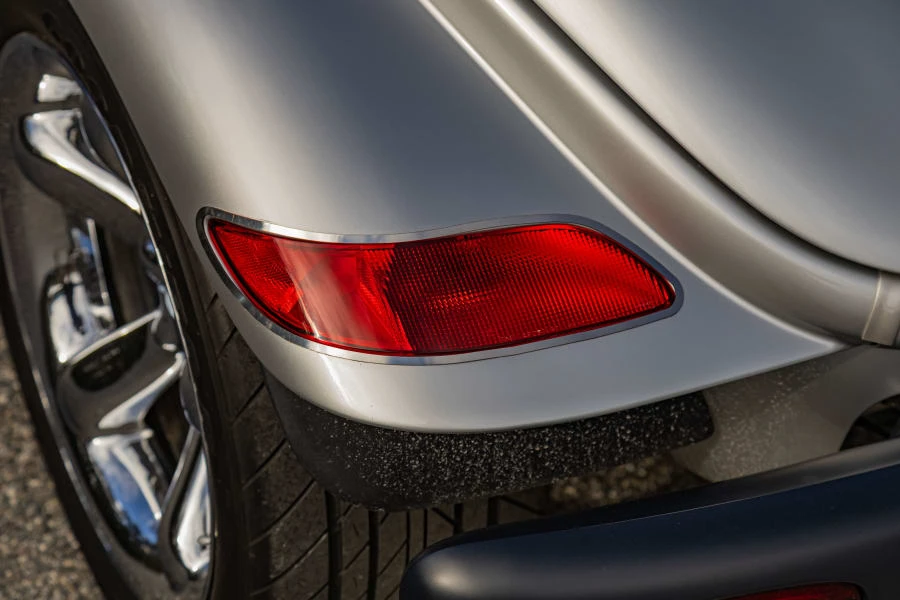 2001 Chrysler Prowler - Image 7 of 31