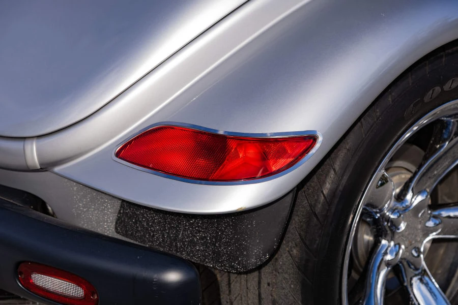 2001 Chrysler Prowler - Image 12 of 31