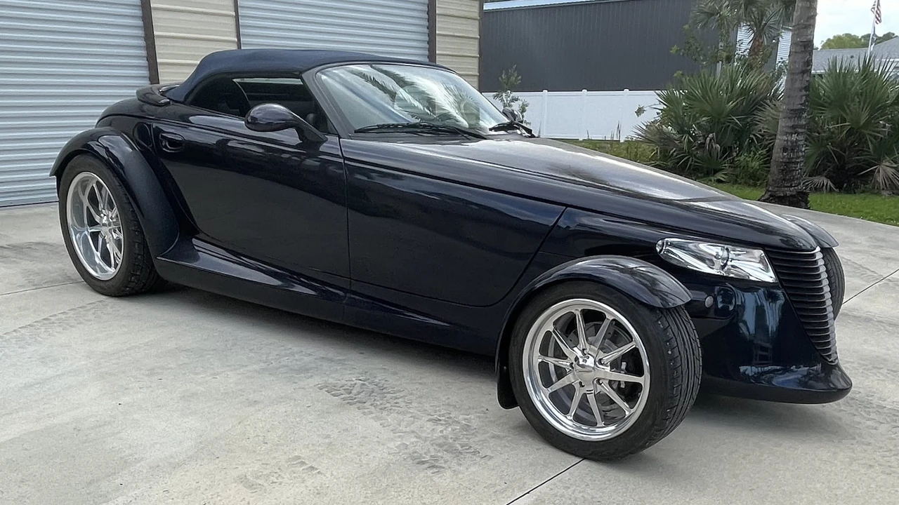 2001 Chrysler Prowler - Image 5 of 13