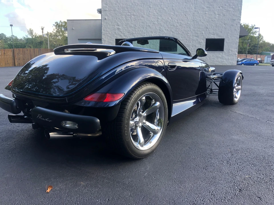 2001 Chrysler Prowler - Image 10 of 31