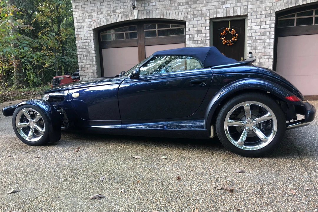 2001 Chrysler Prowler - Image 4 of 31