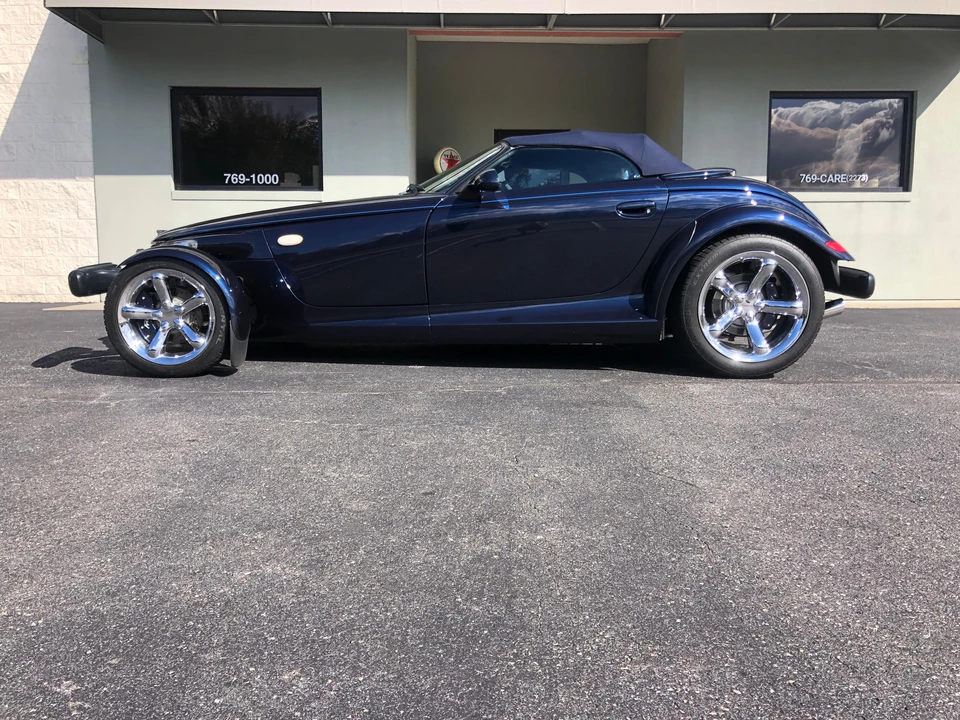 2001 Chrysler Prowler - Image 13 of 31