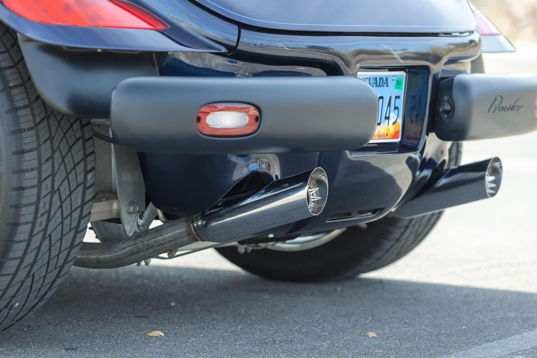 2001 Chrysler Prowler - Image 27 of 31