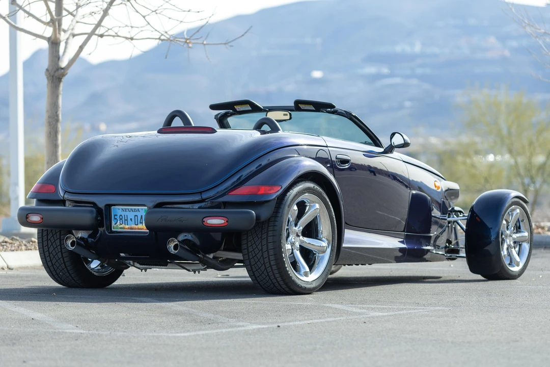 2001 Chrysler Prowler - Image 8 of 31
