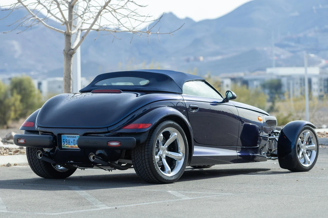 2001 Chrysler Prowler - Image 4 of 31