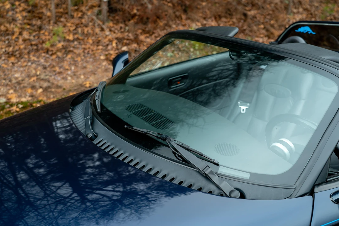2001 Chrysler Prowler - Image 31 of 31