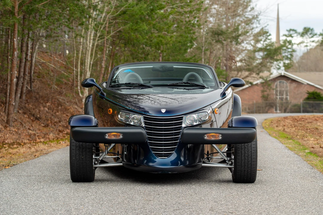 2001 Chrysler Prowler - Image 2 of 31