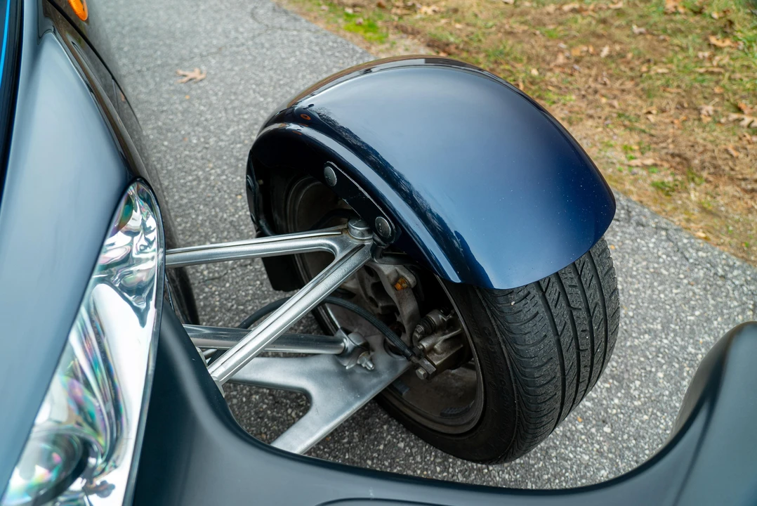 2001 Chrysler Prowler - Image 19 of 31