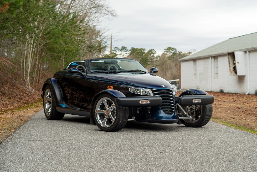 2001 Chrysler Prowler - Image 13 of 31