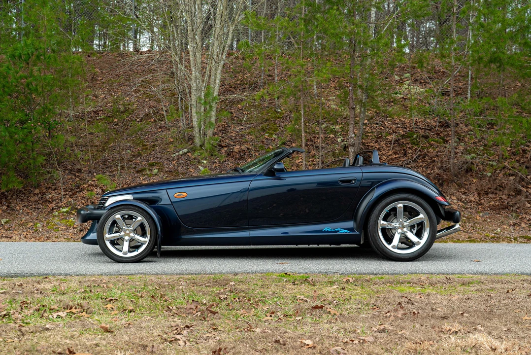 2001 Chrysler Prowler - Image 3 of 31