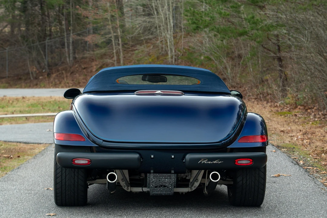 2001 Chrysler Prowler - Image 11 of 31