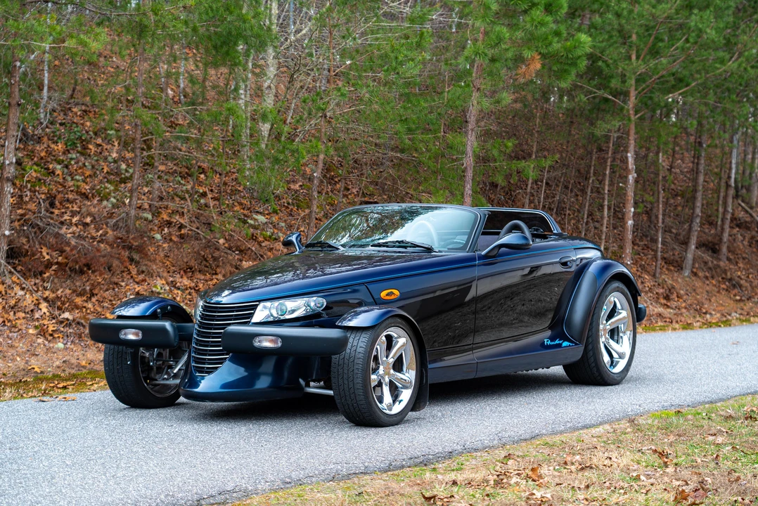 2001 Chrysler Prowler - Image 7 of 31