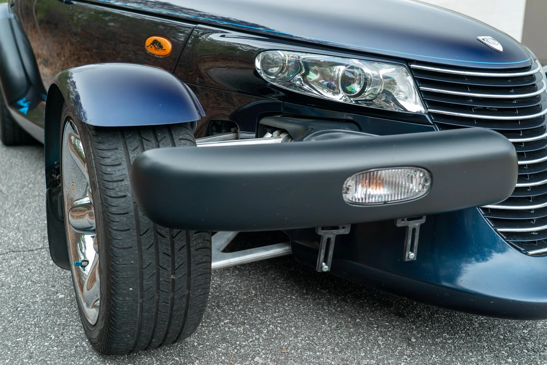 2001 Chrysler Prowler - Image 14 of 31