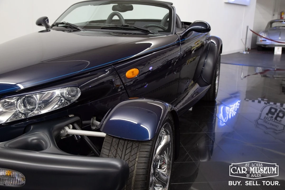 2001 Chrysler Prowler - Image 14 of 21