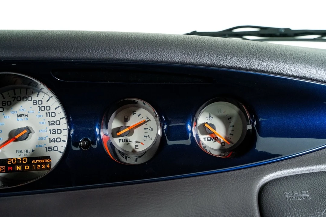 2001 Chrysler Prowler - Image 26 of 31