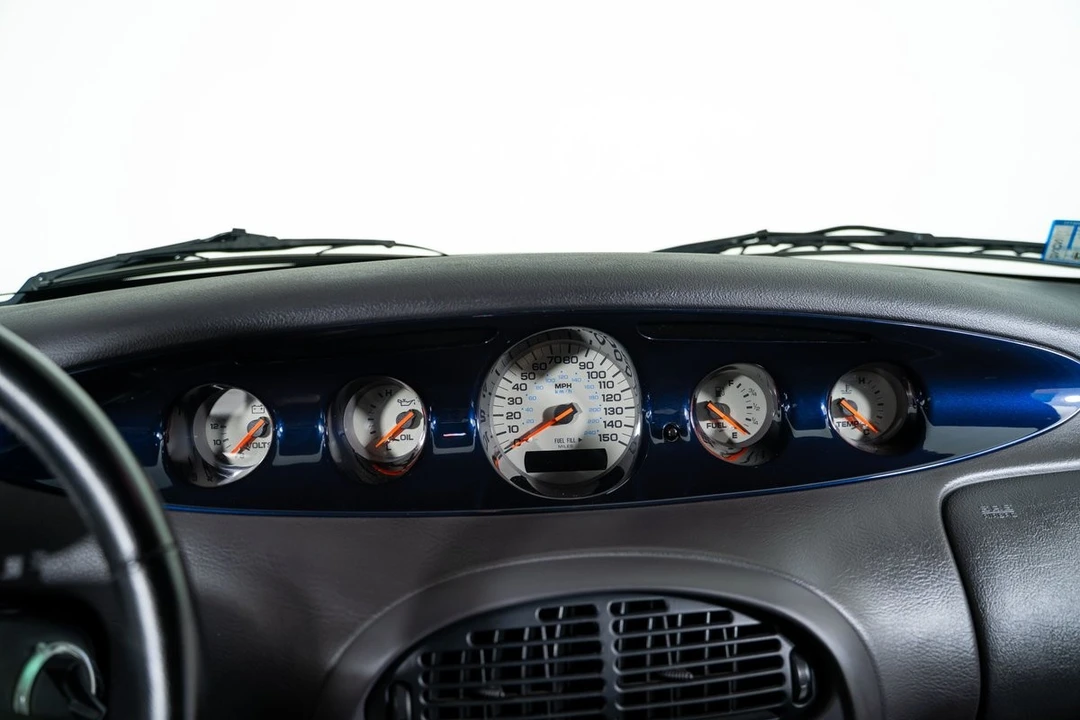2001 Chrysler Prowler - Image 24 of 31