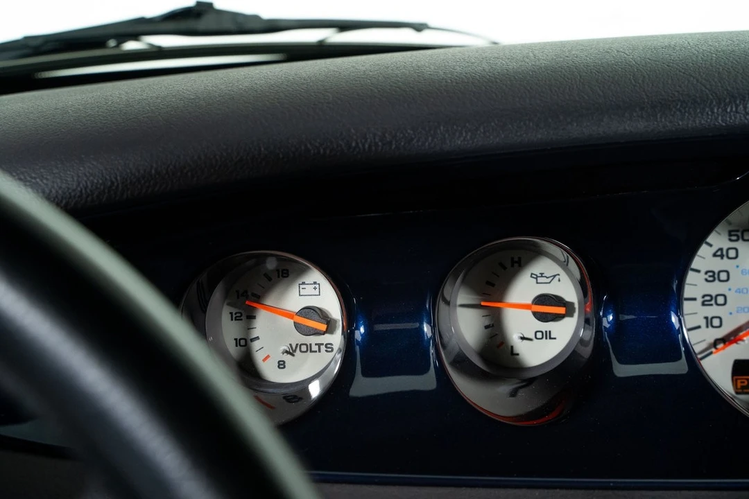 2001 Chrysler Prowler - Image 25 of 31