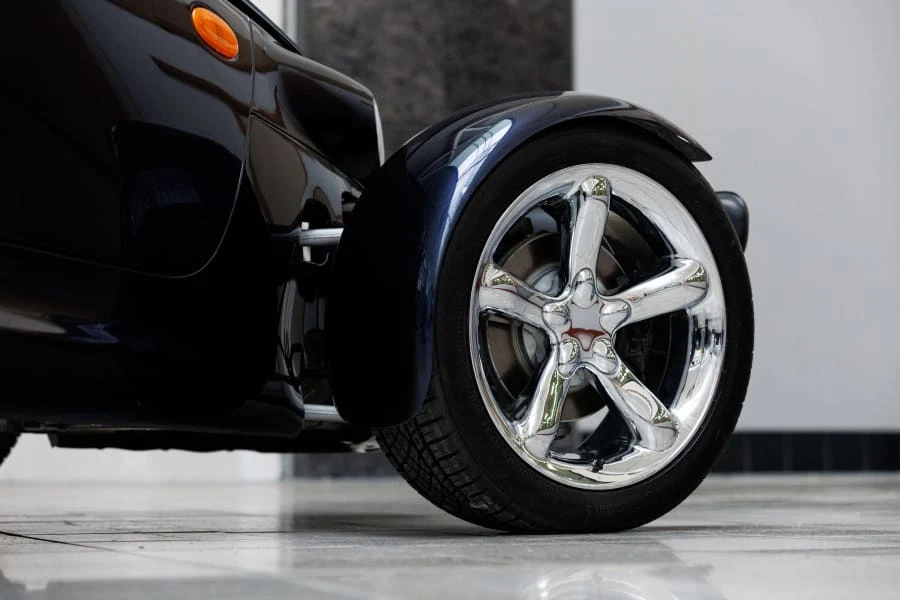 2001 Chrysler Prowler - Image 14 of 27