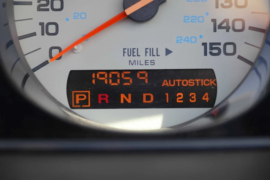 2001 Chrysler Prowler - Image 18 of 31