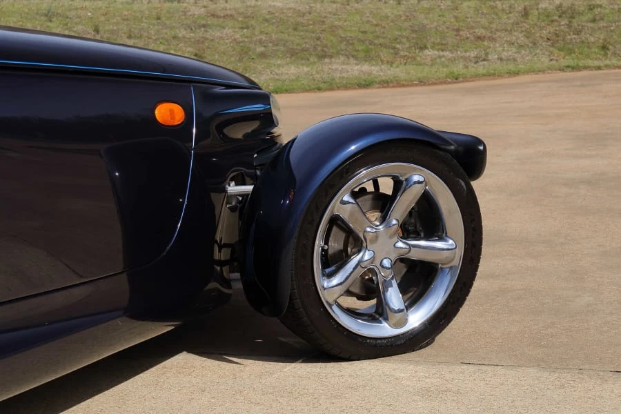 2001 Chrysler Prowler - Image 13 of 31