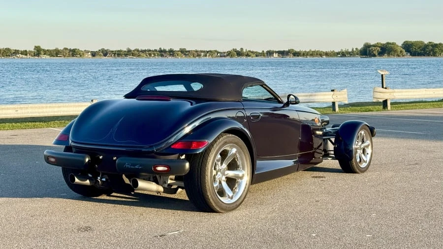 2001 Chrysler Prowler - Image 3 of 28