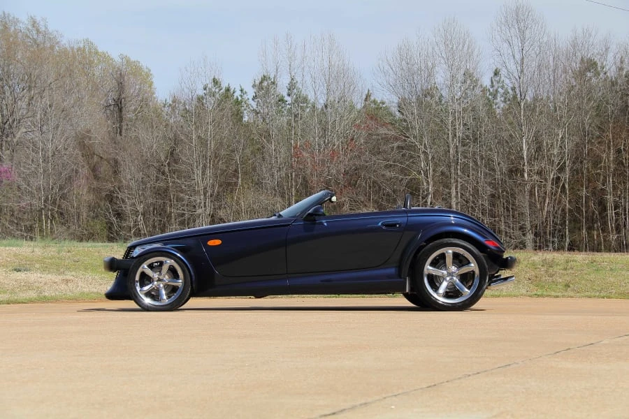 2001 Chrysler Prowler - Image 15 of 31