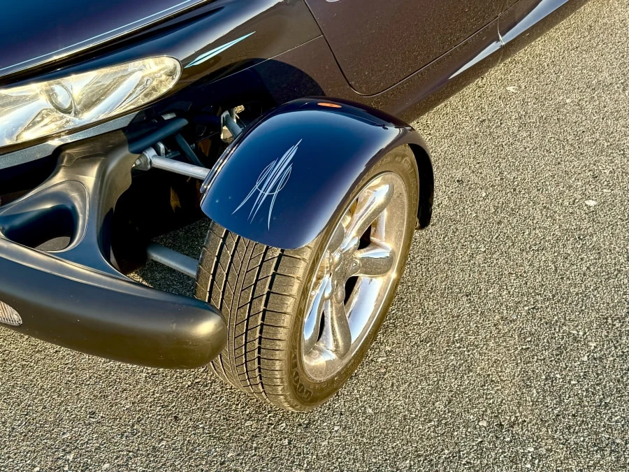 2001 Chrysler Prowler - Image 14 of 28
