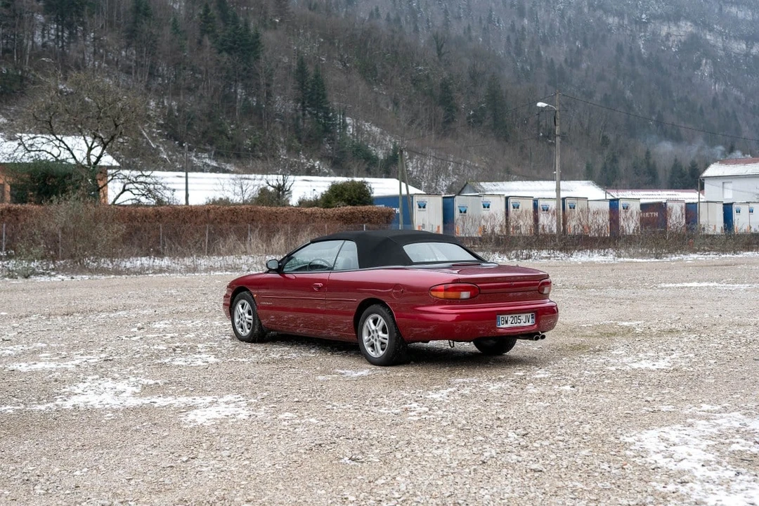 1997 Chrysler Sebring - Image 8 of 30