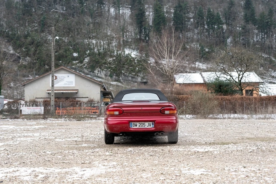 1997 Chrysler Sebring - Image 9 of 30