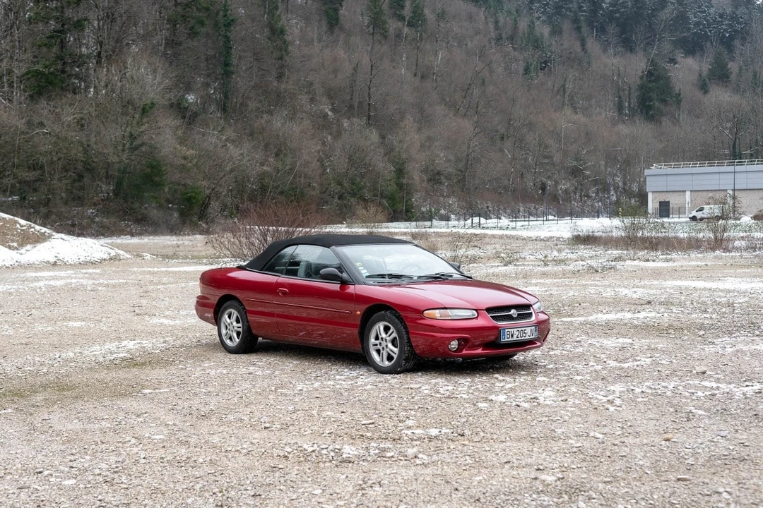 1997 Chrysler Sebring - Image 12 of 30