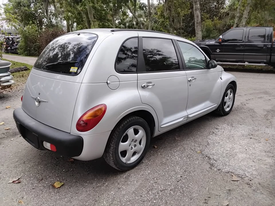 2001 Chrysler PT Cruiser - Image 3 of 7