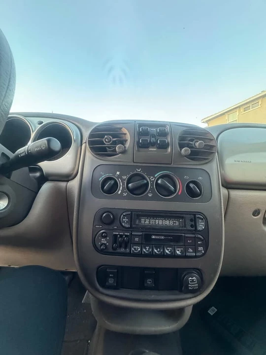 2001 Chrysler PT Cruiser - Image 8 of 9