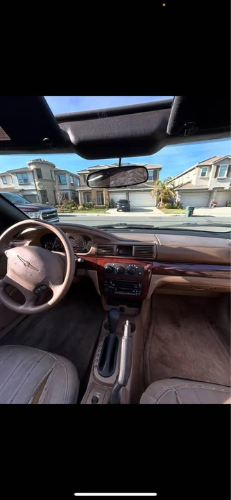 2001 Chrysler Sebring - Image 3 of 4