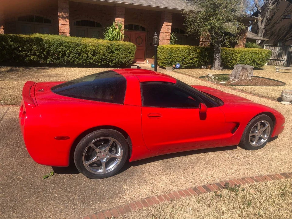 2001 Chevrolet Corvette C5 - Image 3 of 10