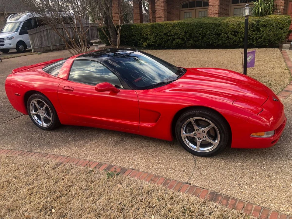 2001 Chevrolet Corvette C5 - Image 2 of 10