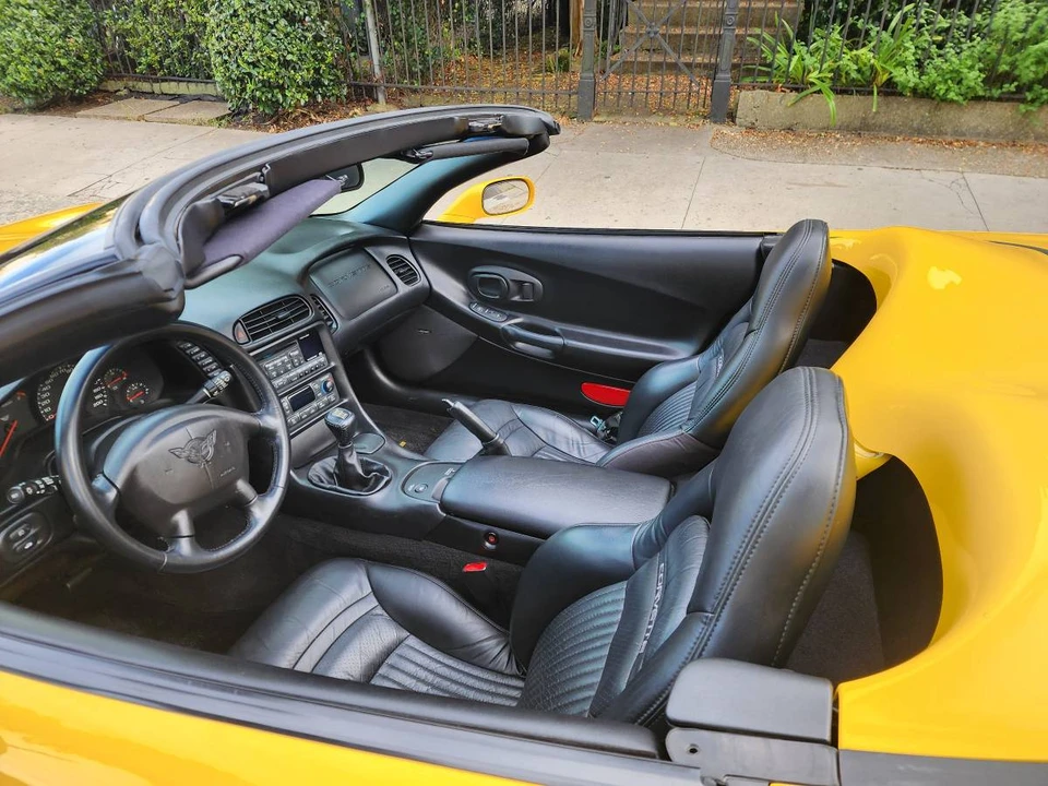 2001 Chevrolet Corvette C5 - Image 2 of 8