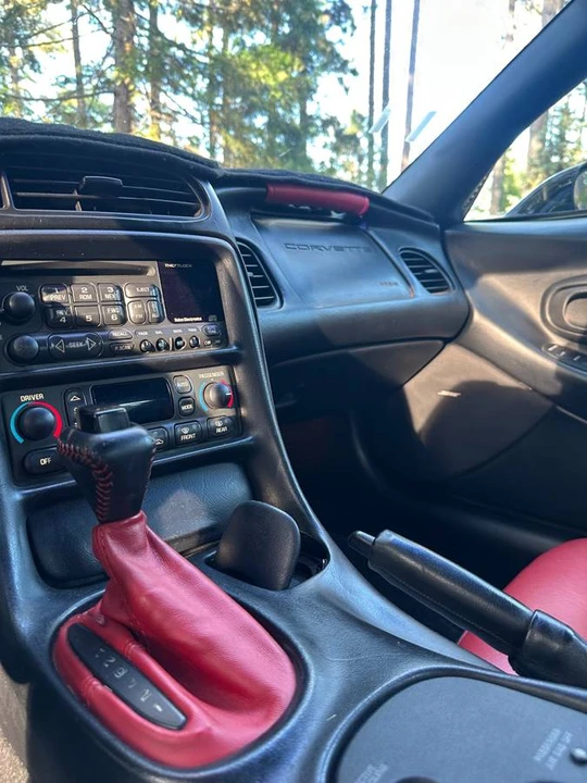 2001 Chevrolet Corvette C5 - Image 11 of 16